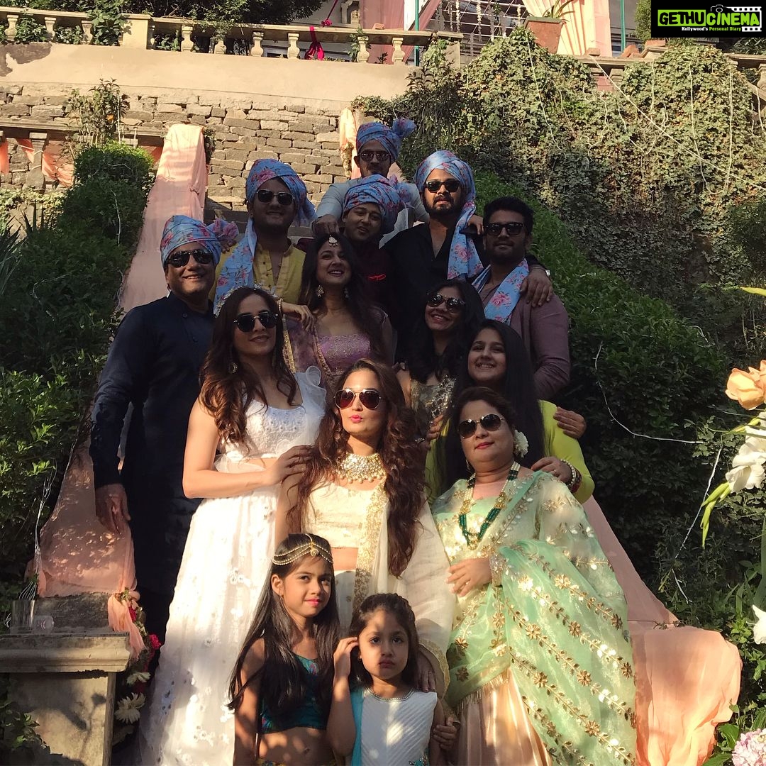 Gajala Instagram - Masti Masti & more Mastiππ½ππ½ππ @srishtyrode24 @keertikelkar @tintin3012 @iamnehap @rahuollohani @sharadkelkar @sharadkelkar @faisal_miya__photuwale @manojpunjabi1 @meghnachitalia @iammuskaanp @iamkaranp Woodville Palace Hotel, Shimla