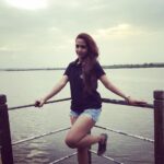Gajala Instagram - Wanderlust😊😊💁🏼 travelgame #beachlifestyle #lovemusic #tan #lovemylife #myteam #theucketlist entertainment ❤️