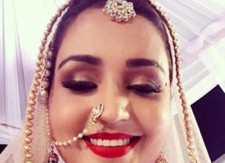 Gajala Instagram - #Repost @sonu_bebo with @repostapp ・・・ Southactress#Gazalashaikh#bestfriend#weddingreception#throwback#mymakeup#beautifuldulhan#luvlyperson👌😘