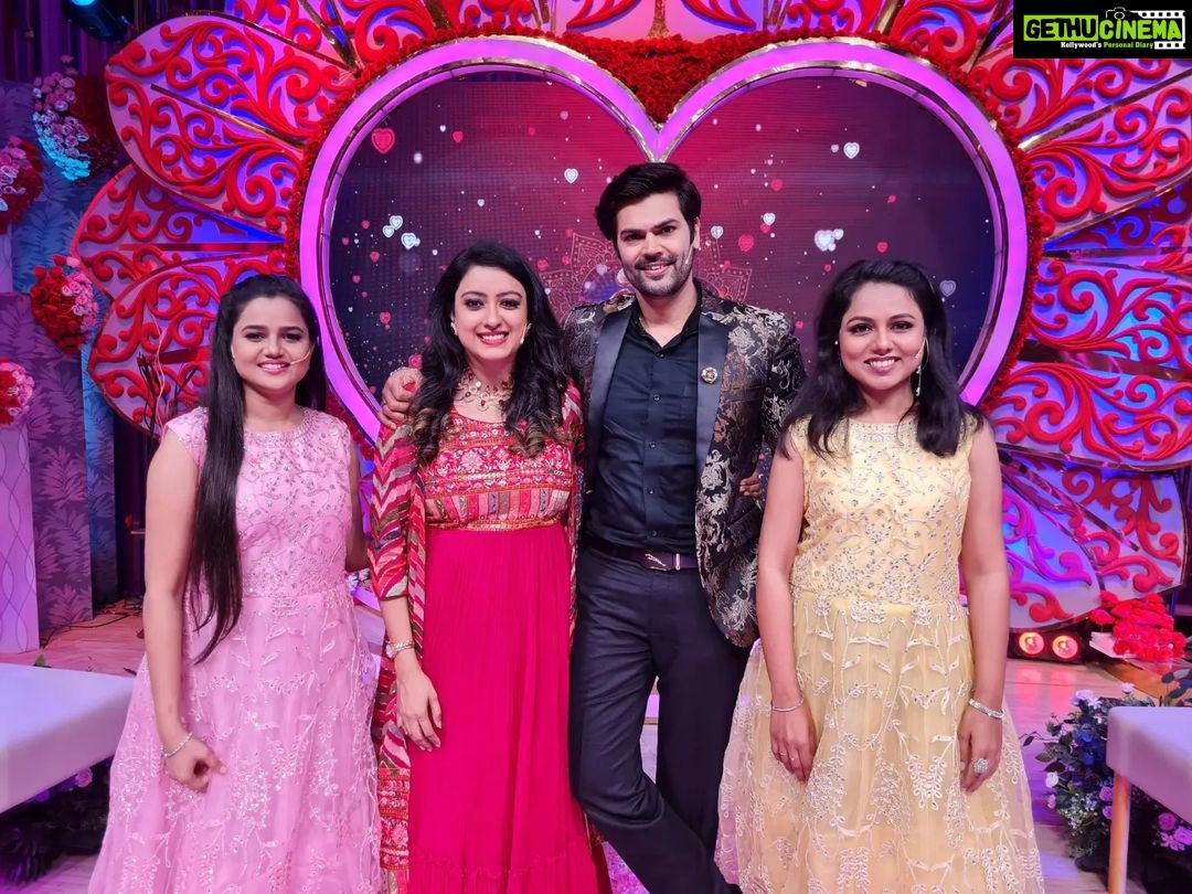 Ganesh Venkatraman Instagram - ❤️❤️ #nammaveetukalyanam #newseason #shootmode #tara #lavanya #vijaytv @prettysunshine28