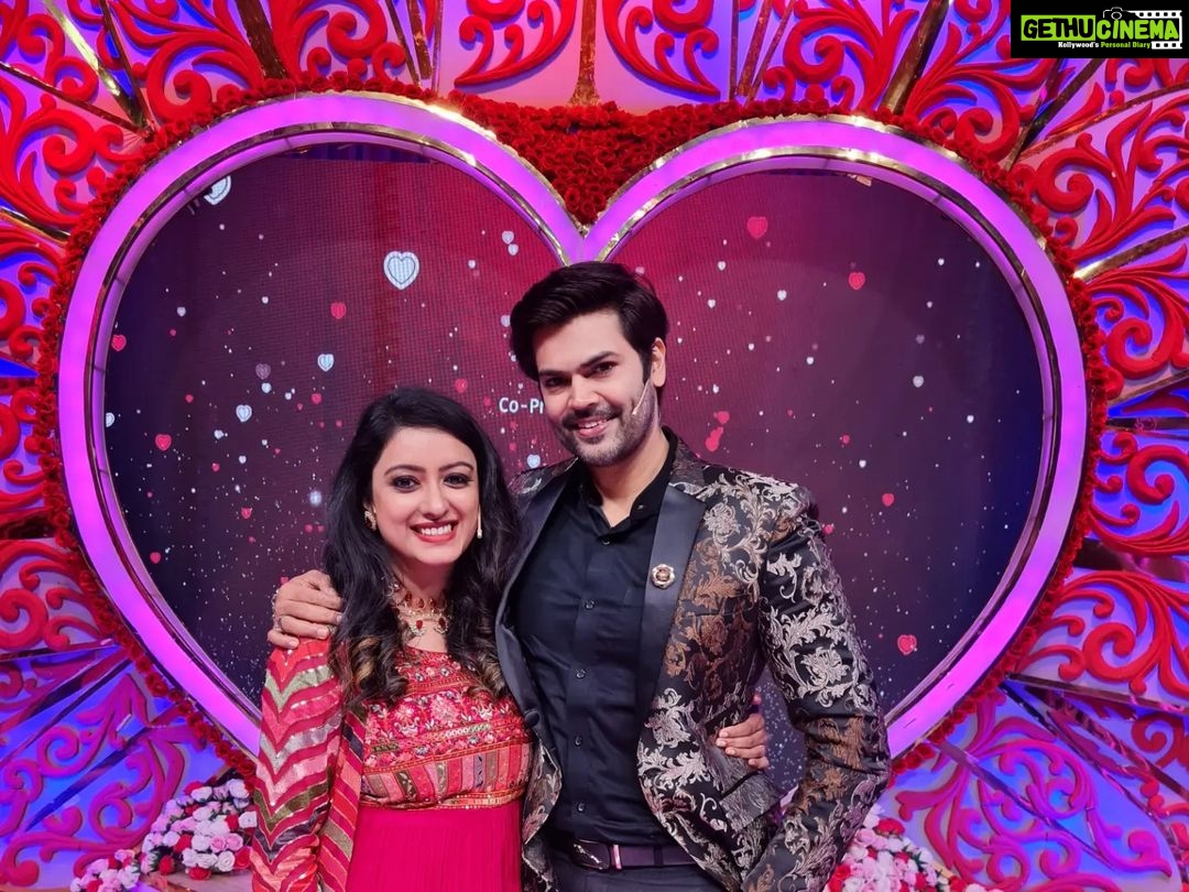 Ganesh Venkatraman Instagram - ❤️❤️ #nammaveetukalyanam #newseason #shootmode #tara #lavanya #vijaytv @prettysunshine28