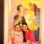 Gurleen Chopra Instagram - Maaye tere vehre vich rab vasda tetho pal vi door na javan 👩‍👧👩‍👧kaash sari umar chd he reh sakdi tere kol maaye . . . #beautifulmom #loveyoumom #blessedtohaveyou #bestmom #beautifulmoments #familytime #chandigarhborn #chandigarhgirl