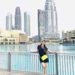 Gurleen Chopra Instagram - I see my path, but I don't know where it leads. Not knowing where I'm going is what inspires me to travel it 🌎 🙌🏽 🌎 . . . . . #Dubai #Travel #Traveller #InDubai #Bollywood #BollywoodActress #ladyboss #girlboss #business #happiness #movieshoot #simplegirl #enjoyinglife #lovethismoment #thismomentislife❤❤❤ Dubai Mall N' Bhurj Kalifa