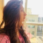 Gurleen Chopra Instagram – Dear soul : I am still learning about what you love, I am going to give us more of that, I promise 🌟🐪🏔💃💐🥰🌊 🏖… gudmng from Dubai.. morning 🤳 selfie…# lovedubai #wonderfulpeople #beautifulcountry #uae Dubai, United Arab Emirates