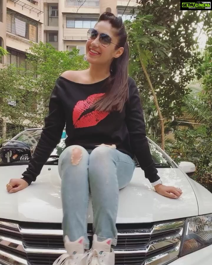 Gurleen Chopra Instagram - Above all, never let age extinguish the fire of your inner child.... love u all.... GC......#greatstartofweek #sendlove #lovelife #loveyourself #mondaymotivation