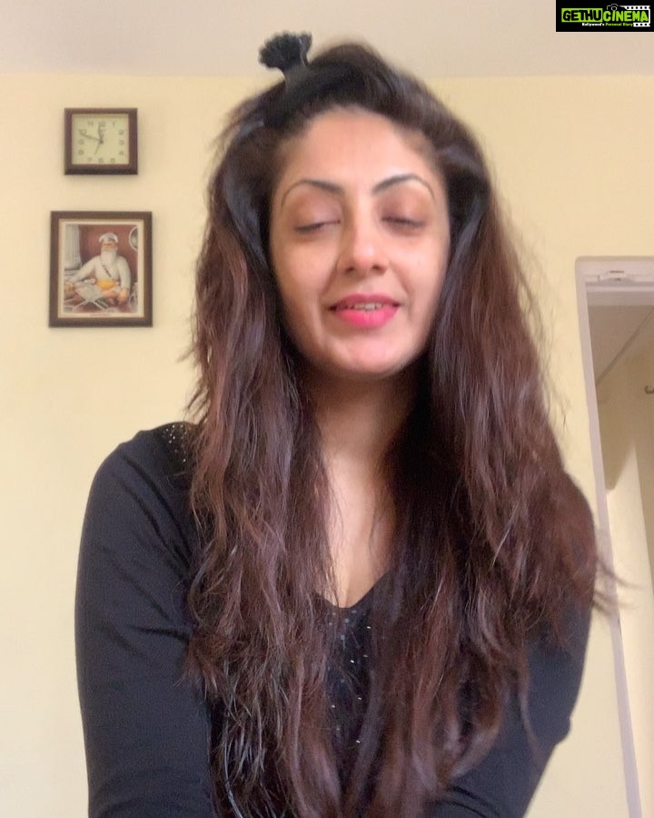 Gurleen Chopra Instagram - LOVE YOURSELF 💓
