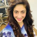 Gurleen Chopra Instagram - A woman who cuts her hair is about to change her life.....thx Shano u r a wonderful gal,, May Baba ji gives u all the happiness of this world...#newhaircut #newmovie #newlook @shanohanspal11 Hakim's Aalim Hair 'N' Tattoo Lounge