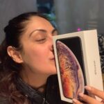 Gurleen Chopra Instagram - It feels so good when you pamper yourself with little indulgence in the new year....I did the same to myself with new IPH XS MAX.....😊 HELLO 2019 .....
