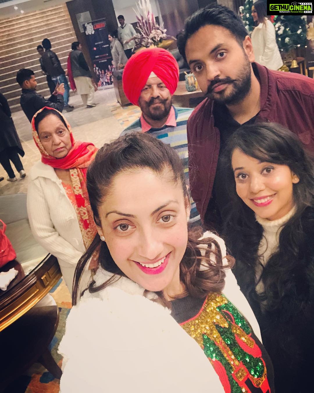 Gurleen Chopra Instagram - Thankyou all for the birthday wishes! I am so touched & thankful to be blessed by such awesome family & friends 🙏🏻 love u all Radisson Chandigarh Zirakpur