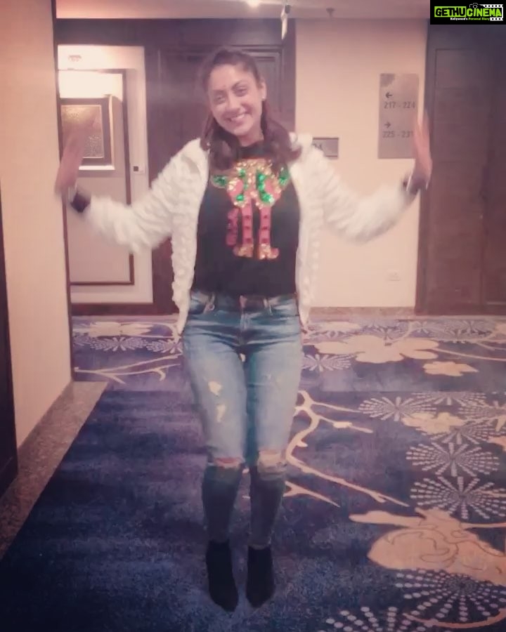 Gurleen Chopra Instagram - Thankyou all for the birthday wishes! I am so touched & thankful to be blessed by such awesome family & friends 🙏🏻 love u all Radisson Chandigarh Zirakpur