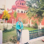 Gurleen Chopra Instagram - Dhan jigra kalgiyaan vale da, putt chaar dharam to vaar Geya 🙏🏻 Gurudwara Sri Fatehgarh Sahib