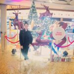 Gurleen Chopra Instagram - May jesus be the light of your Christmas celebration MERRY CHRISTMAS 🎄 Terminal 2 Chatrapati Shivaji Terminal Mumbai