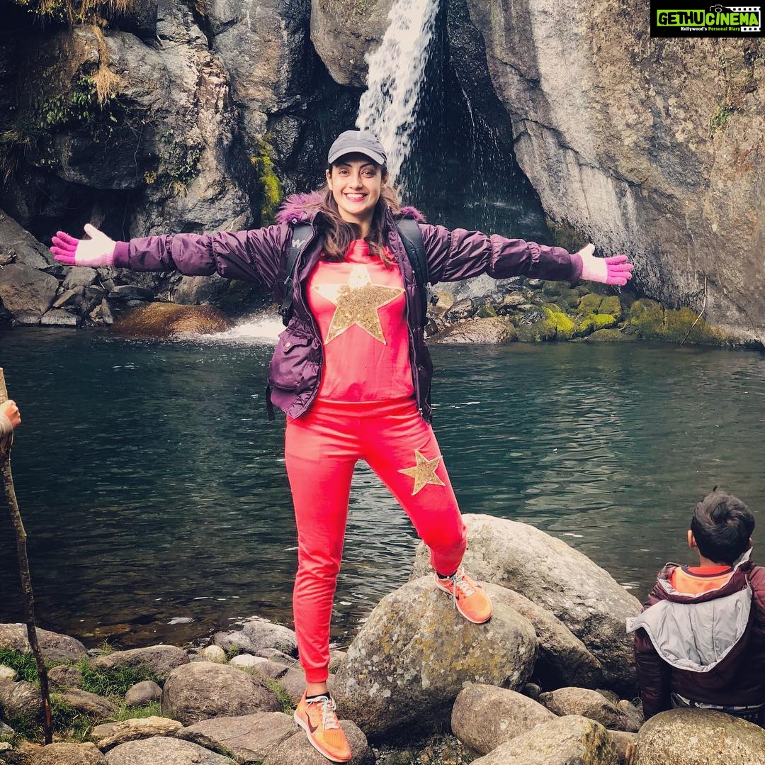 Gurleen Chopra Instagram - Until you spread your wings, you will have no idea how far you can fly...#enjoylife #treckingtrip#kauravkund @backpackhikers Nalagarh Himachal