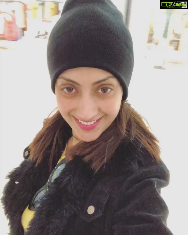 Gurleen Chopra Instagram - Love winters 💓 Vr Punjab Mall