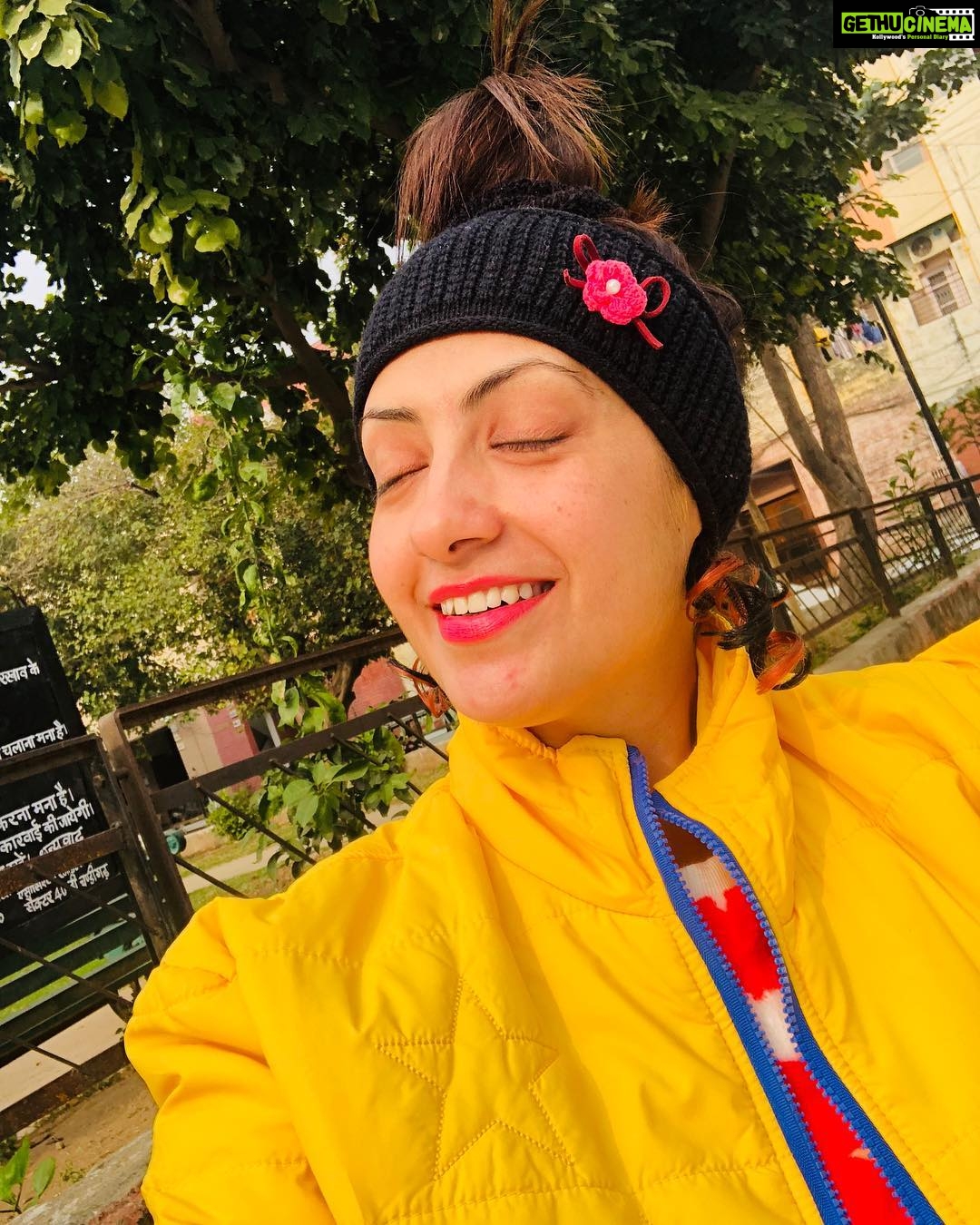 Gurleen Chopra Instagram - Kissed by the ☀️ sun