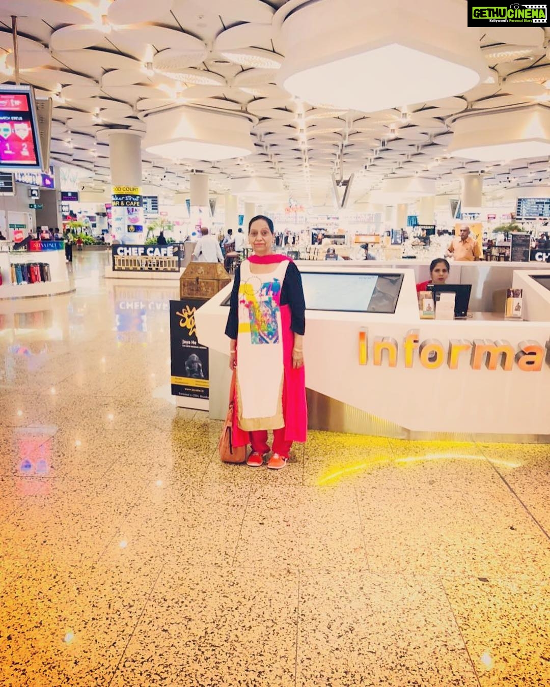 Gurleen Chopra Instagram - Mothers like you are made in heaven. If I had to take birth on earth for a thousand times, I would wish dat you would be my mother each time. Happy birthday mom 🎂 Chandigarh