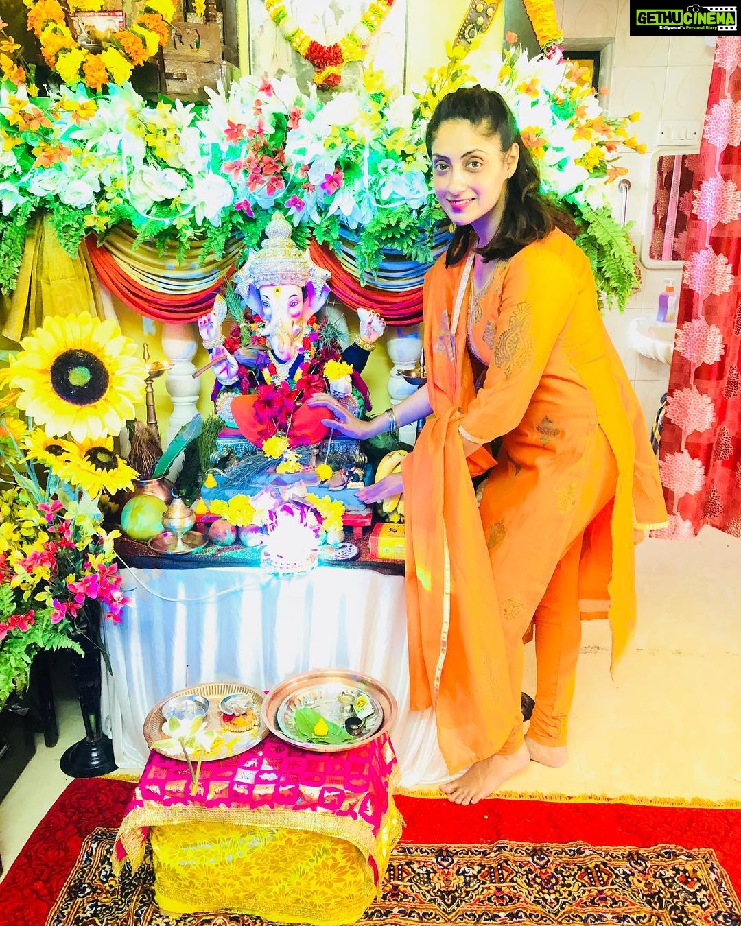 Gurleen Chopra Instagram - Ganpati Bappa Morya 🙏🏻