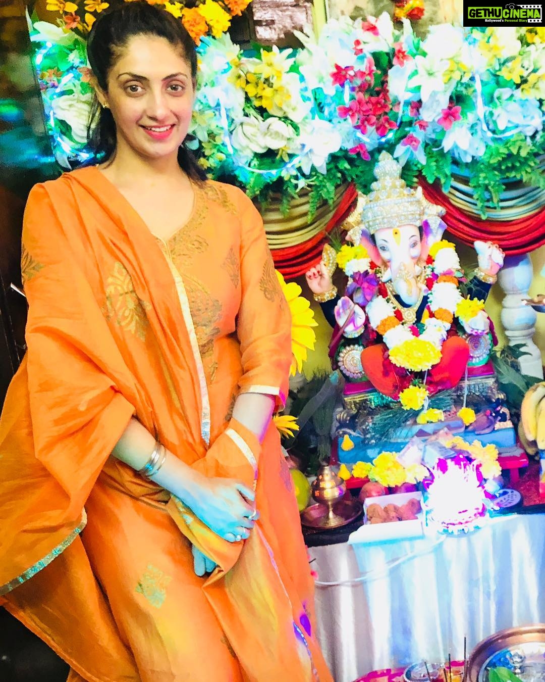 Gurleen Chopra Instagram - Ganpati Bappa Morya 🙏🏻
