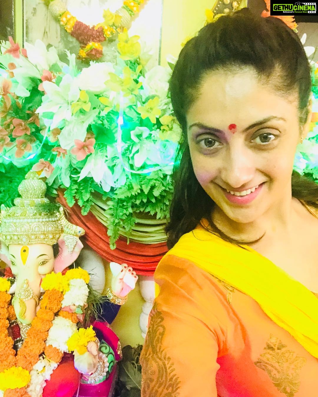 Gurleen Chopra Instagram - Ganpati Bappa Morya 🙏🏻