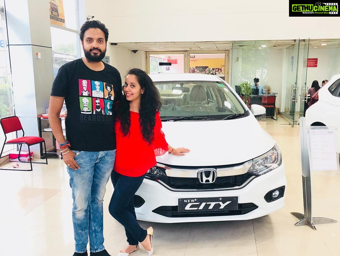 Gurleen Chopra Instagram - May your new car take you to new places with new people and open up new opportunities in your life congrats both of you 👫... Honda Courtesy Honda