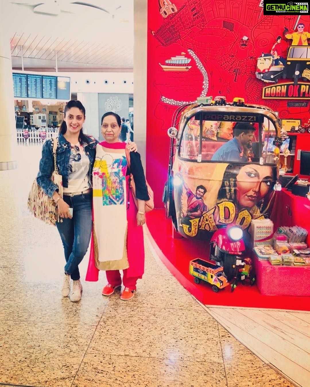 Gurleen Chopra Instagram - Mothers like you are made in heaven. If I had to take birth on earth for a thousand times, I would wish dat you would be my mother each time. Happy birthday mom 🎂 Chandigarh
