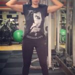 Gurleen Chopra Instagram – Legs workout