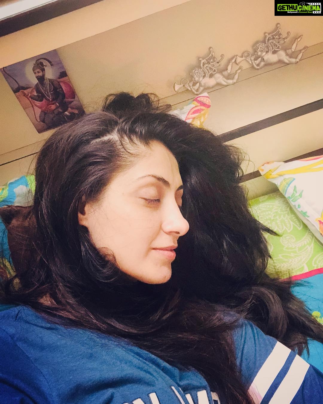 Gurleen Chopra Instagram - Thanks to God Almighty for protecting me from all the evils and pampering me for being thy sweet little angel 👼 ( gudnite my sweet world ) Mumbai, Maharashtra
