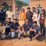 Gurleen Chopra Instagram - With entire team of Rangi gayi song bahut vadhiya laga rana ji di direction ch kam kar k & Lakhwinder ji varge hero nal #lakhwinderwadaliofficial #parmodsharmarana_director #surbhimahendru #tseries 9 days to go