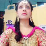 Gurleen Chopra Instagram - Ehna ankhiyan ch pavan kive kajla ve ankhiyan ch tu vasda.... ( happy weekend guys )