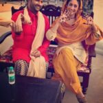 Gurleen Chopra Instagram - Happy moments #lakhwinderwadaliofficial #tseries #parmodsharmarana_director #surbhimahendru