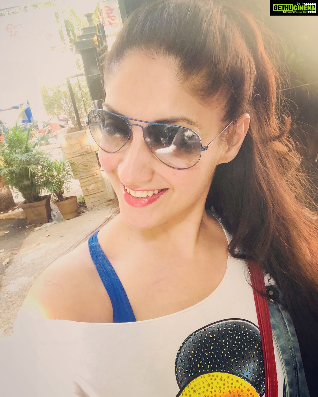 Gurleen Chopra Instagram - You are the artist of your life, Dnt give the paintbrush to anyone else ....