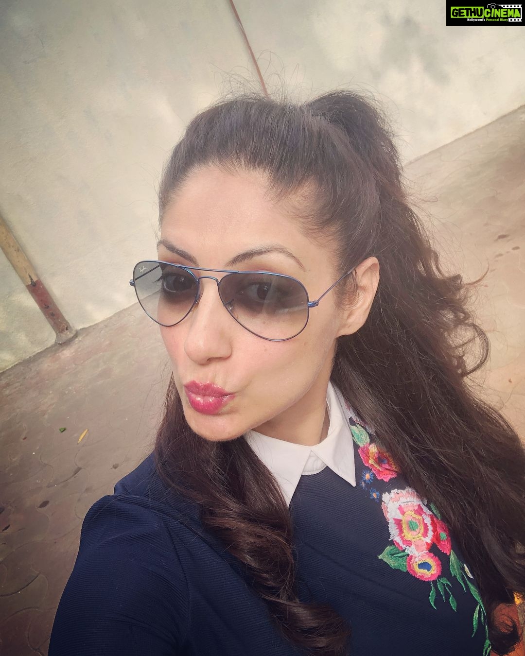 Gurleen Chopra Instagram - Let your stress Wings & let it fly away