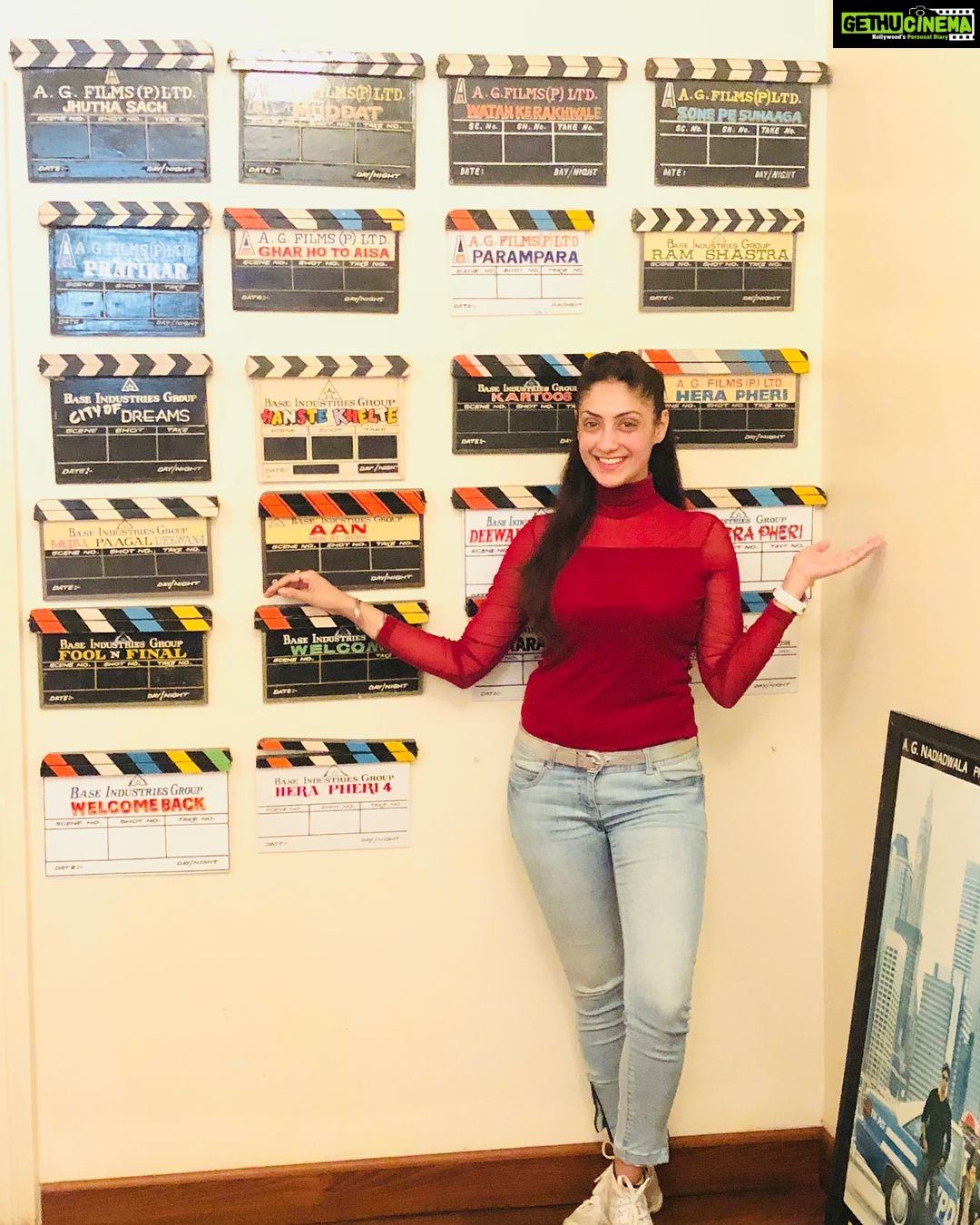 Gurleen Chopra Instagram - Barkat ( Feroz A nadiadvala office )
