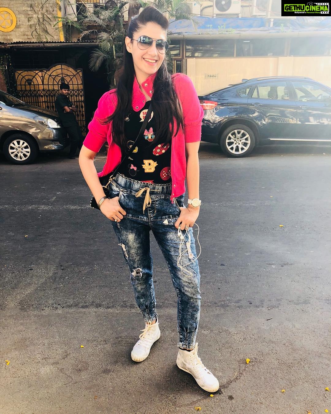 Gurleen Chopra Instagram - The world needs your light. Keep shining 🌟