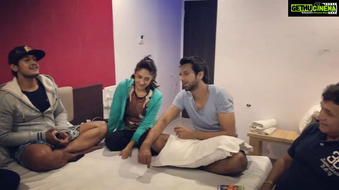 Gurleen Chopra Instagram - We Dnt remember days; we remember moments