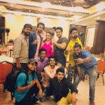 Gurleen Chopra Instagram - Having fun at the location#breakbetweenshots @mohitmadaanofficial @saurav_chakrabarti #bollywoodmovie Orbit99