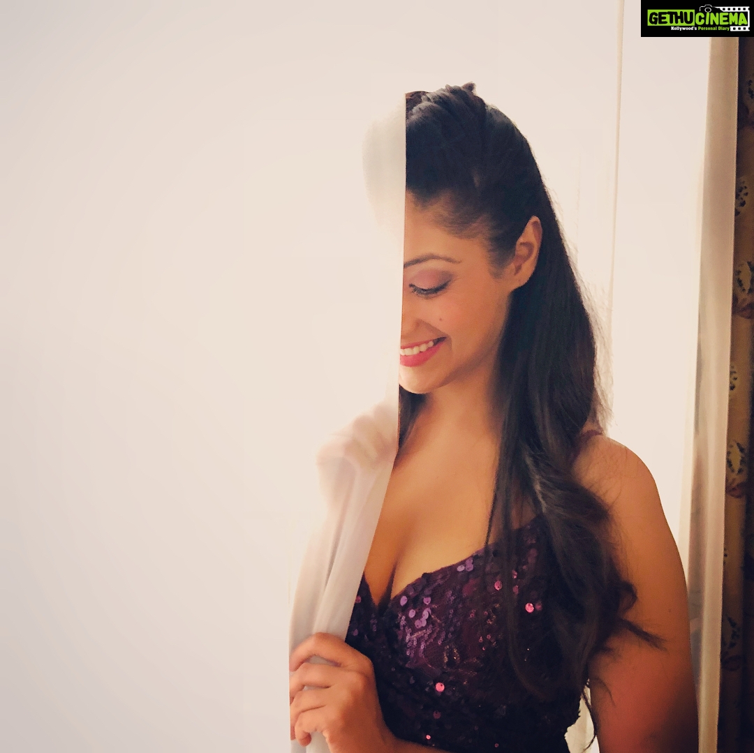 Gurleen Chopra Instagram - I totally love being on camera 🎥