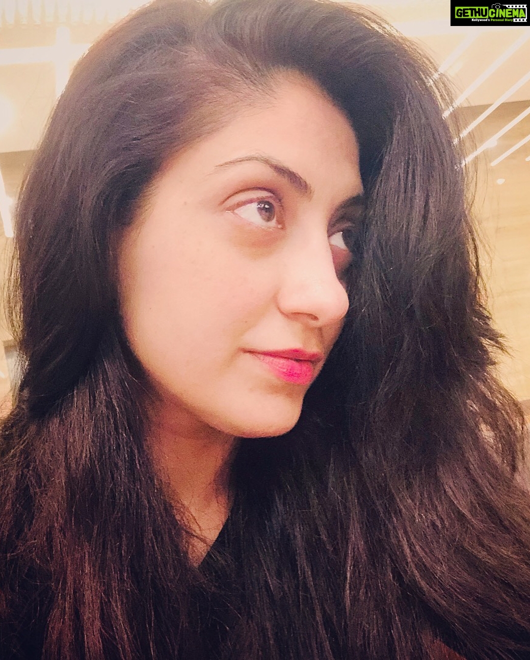 Gurleen Chopra Instagram - Behind every successful woman is HERSELF ( happy women’s day ) . Sayaji Vadodara