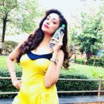 Gurleen Chopra Instagram - Keep yourself hydrated using @alkalen detox water.