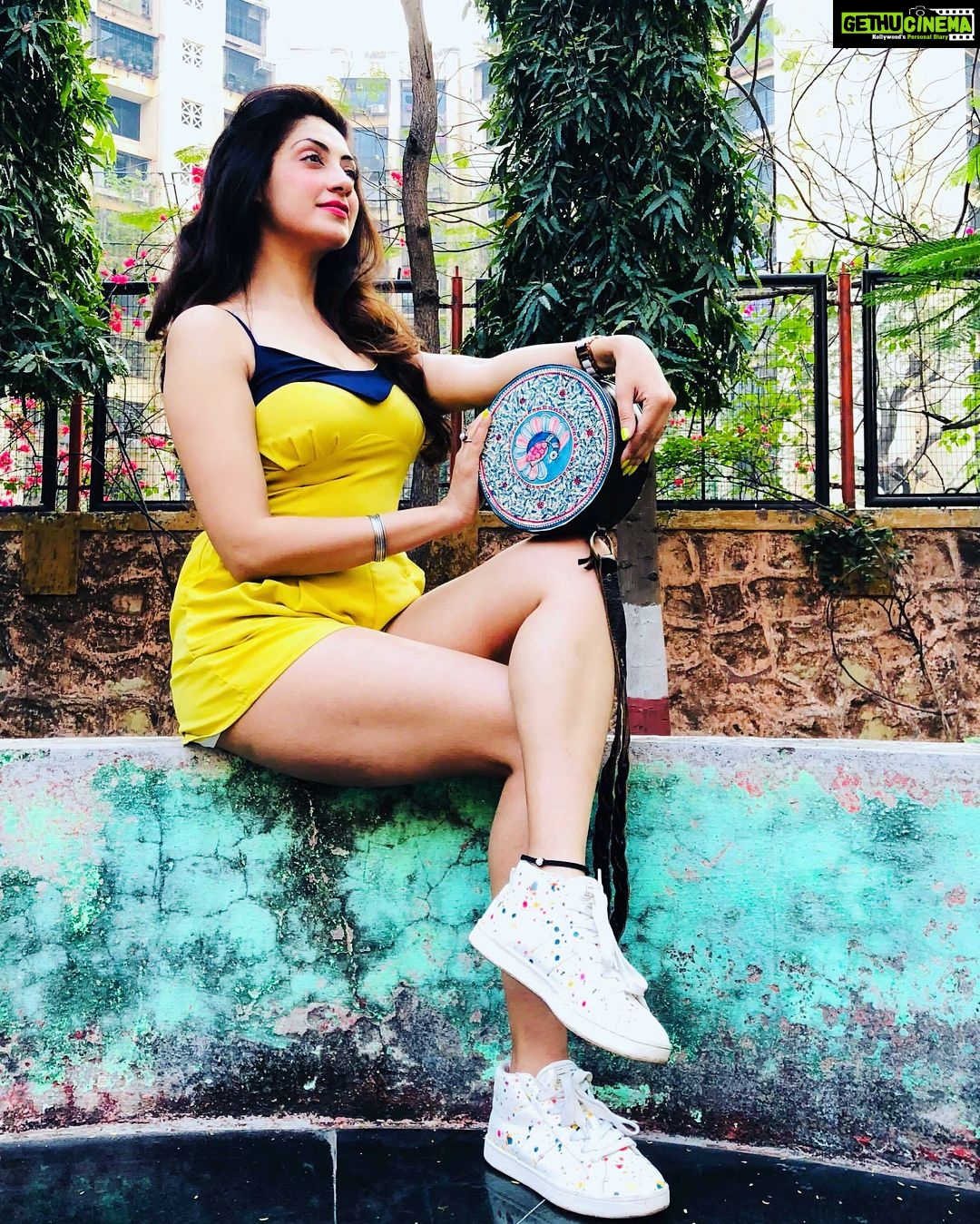 Gurleen Chopra Instagram - Loving my customized leather bag from @studiomoya ♥️ #StudioMoya . . #goodnight #igaddict #instadaily #instacute #instagood #innocent #mumbai