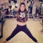 Gurleen Chopra Instagram - New year, new you: TRANSFORMATION, not resolution 💪🏻👊🏻💪🏻💪🏻✌🏻