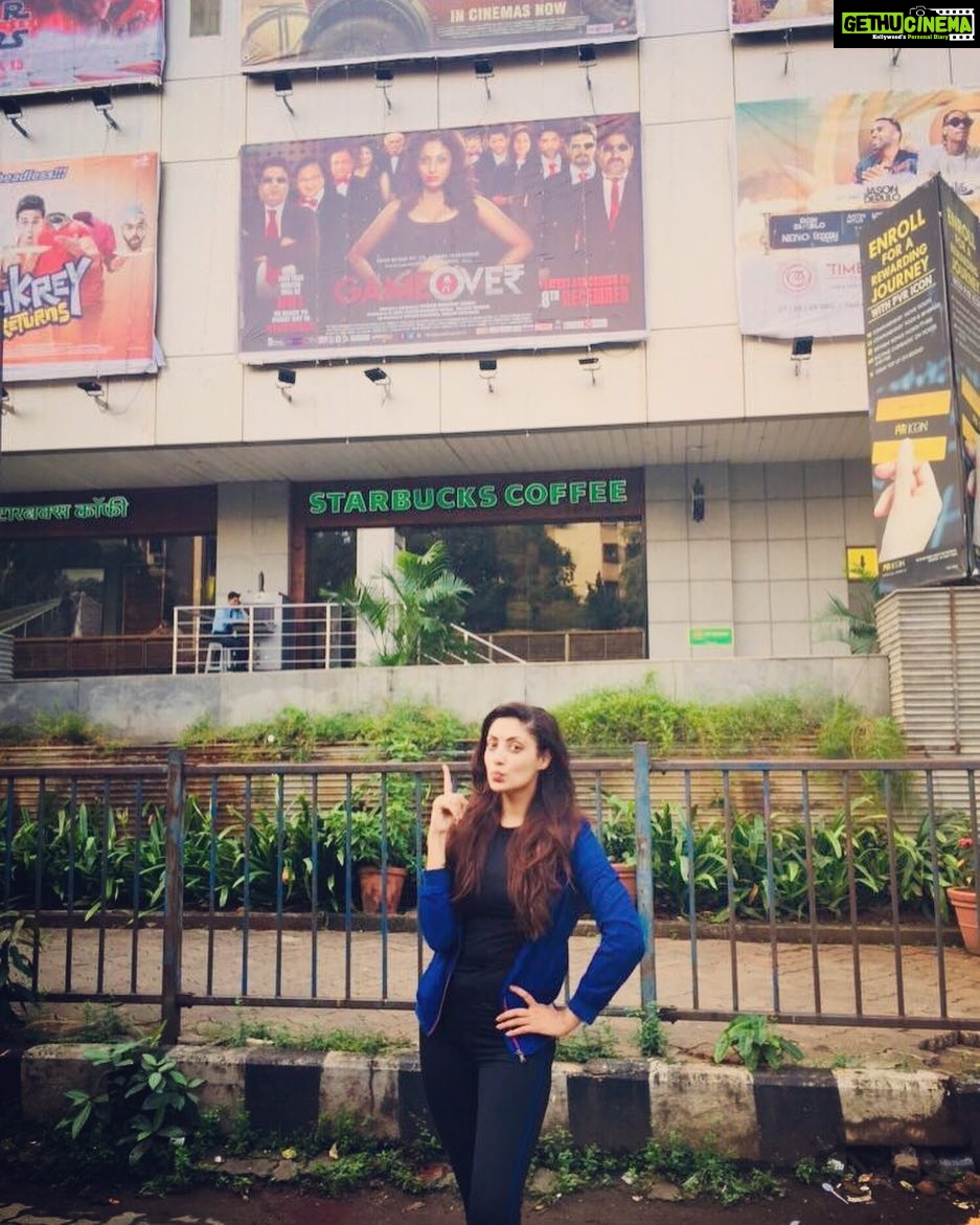 Gurleen Chopra Instagram - I WAS BORN FOR THIS 🌟🌟🌟🌟🌟🎥🎥🎥🎥🎥 GAMEOVER RELEASING TOM 8th DEC ..... Infiniti Mall