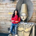 Gurleen Chopra Instagram - Wake up & go to work on YOURSELF before you go to WORK for ANYONE else 💃🏻🤷‍♀️🤩🤝🌟🌟🌟🌟🌟