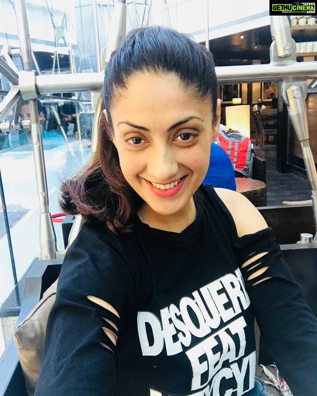 Gurleen Chopra Instagram - Jaipur calling ✈️ Chhatrapati Shivaji Maharaj International Airport, Domestic Terminal Mumbai
