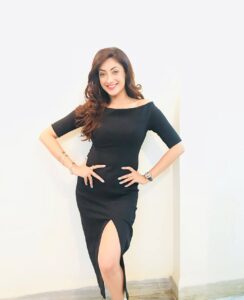 Gurleen Chopra Instagram - All set for #GameOver movie interview. Trailer link in #bio #GurleenChopra #interview #black