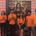 Gurleen Chopra Instagram - धन्यवाद पुणे :) Tujhi chimni udali phurr phurr, Maza popat pisatla.. #Promotions #Pune #GameOver