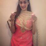 Gurleen Chopra Instagram – Diwali wishes for everyone 😊🌟🔥💫🌟🔥