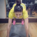 Gurleen Chopra Instagram - When whole mumbai is enjoying rain ☔️ m enjoying my workout in gym alone 💪🏻💪🏻💪🏻💪🏻💪🏻