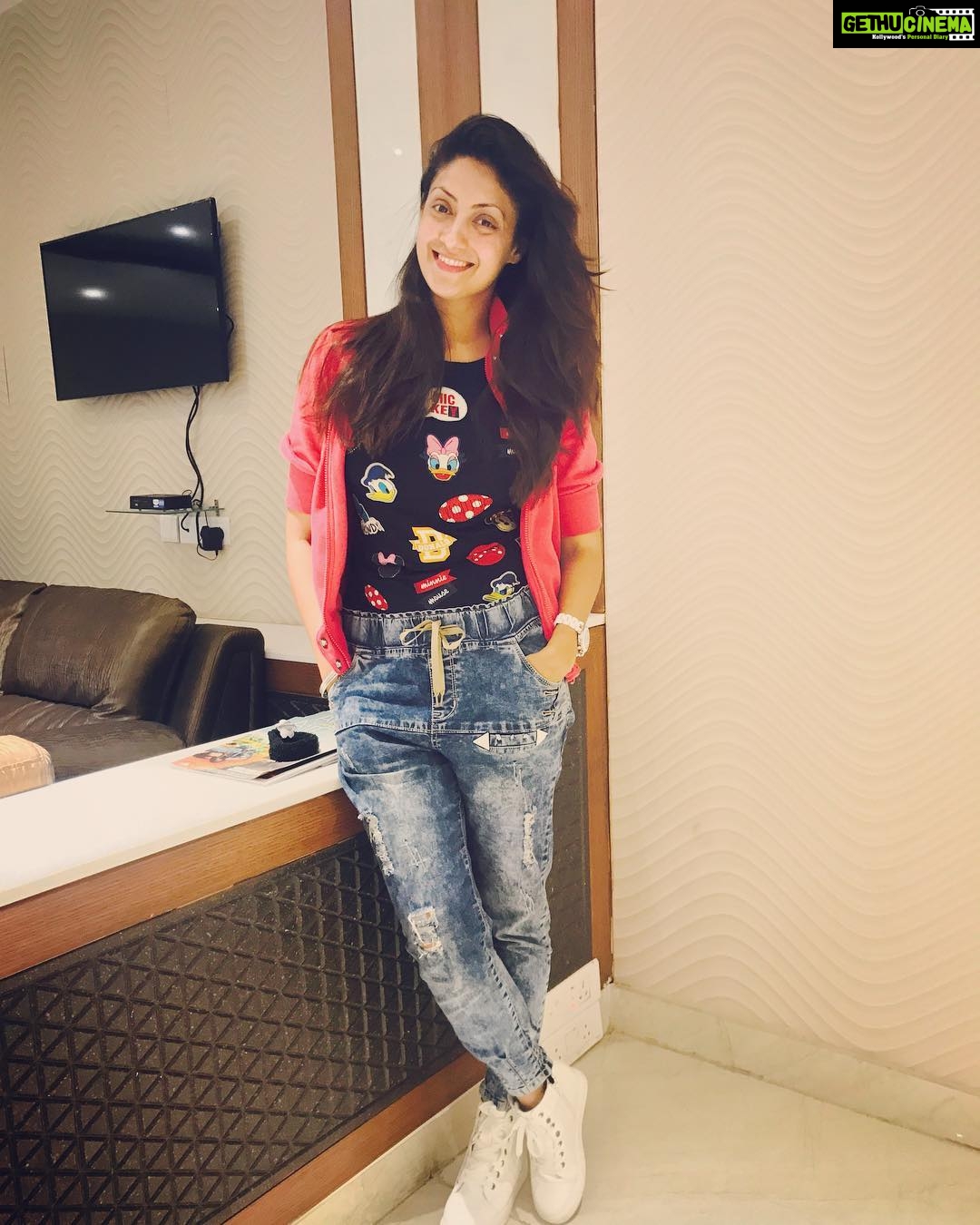 Gurleen Chopra Instagram - ✈️✈️✈️✈️✈️ will miss you chdddd 😌😌😌😌😌😌😌 Chandigarh International Airport