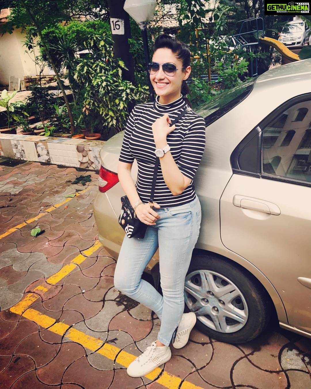 Gurleen Chopra Instagram - No dream is too big,, if you have the right attitude...🤷♀️🤷♀️DREAM BIG 🌟WORK HARD🤞🏻🏡
